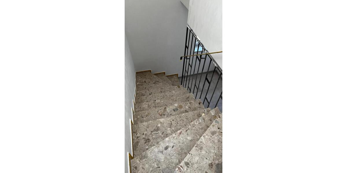 Dachgeschoßwohnung Ruderting - 2 Zimmer, 69 m&sup2;, 690&euro; | Angebot:26660082