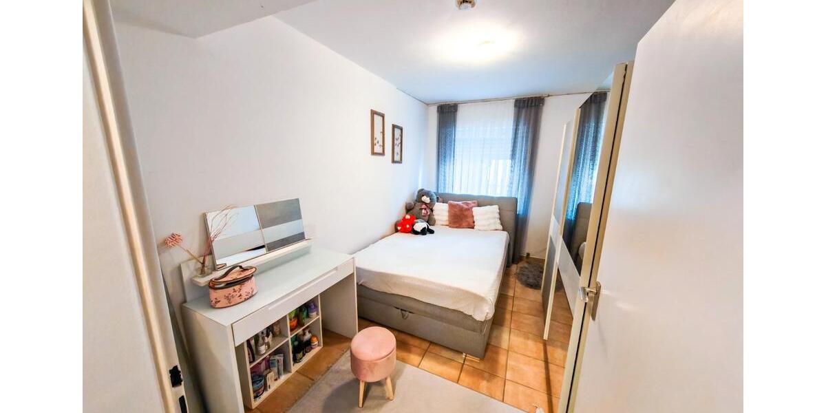 Erdgeschoßwohnung Neunburg vorm Wald - 4 Zimmer, 80 m&sup2;, 580&euro; | Angebot:25964488