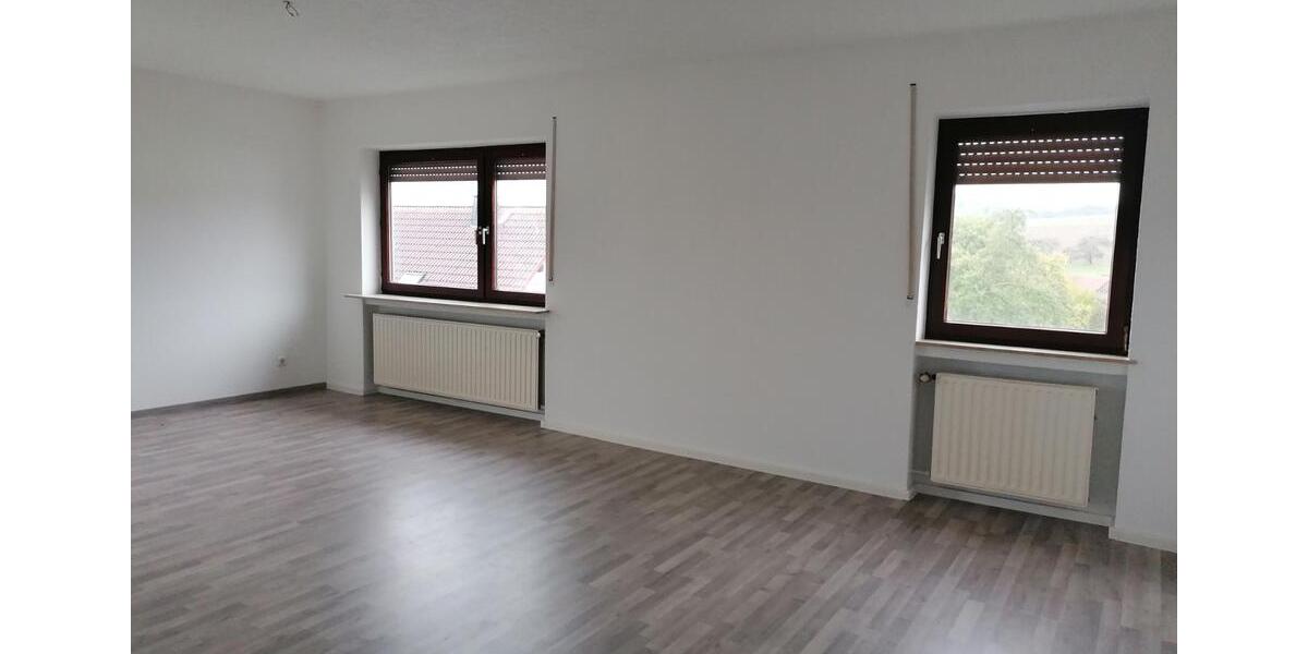 Etagenwohnung Schrecksbach - 3 Zimmer, 100 m&sup2;, 600&euro; | Angebot:25416522