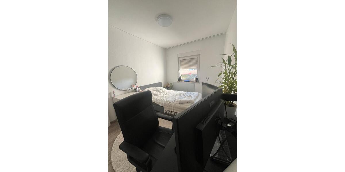 Etagenwohnung Würzburg - 1 Zimmer, 14 m&sup2;, 636&euro; | Angebot:25516171