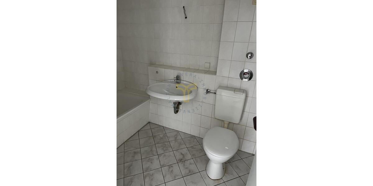 Dachgeschoßwohnung Gifhorn - 3 Zimmer, 64 m&sup2;, 650&euro; | Angebot:25281165