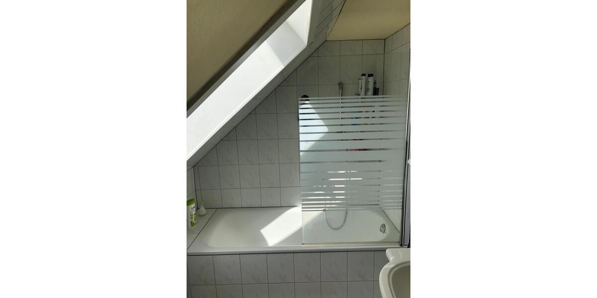 Dachgeschoßwohnung Ahrensbök - 3 Zimmer, 93 m&sup2;, 750&euro; | Angebot:26600619