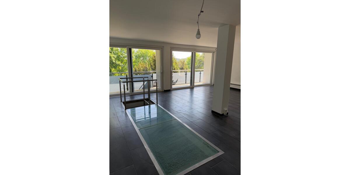 Erdgeschoßwohnung Horb am Neckar - 3.5 Zimmer, 180 m&sup2;, 2.100&euro; | Angebot:26505620