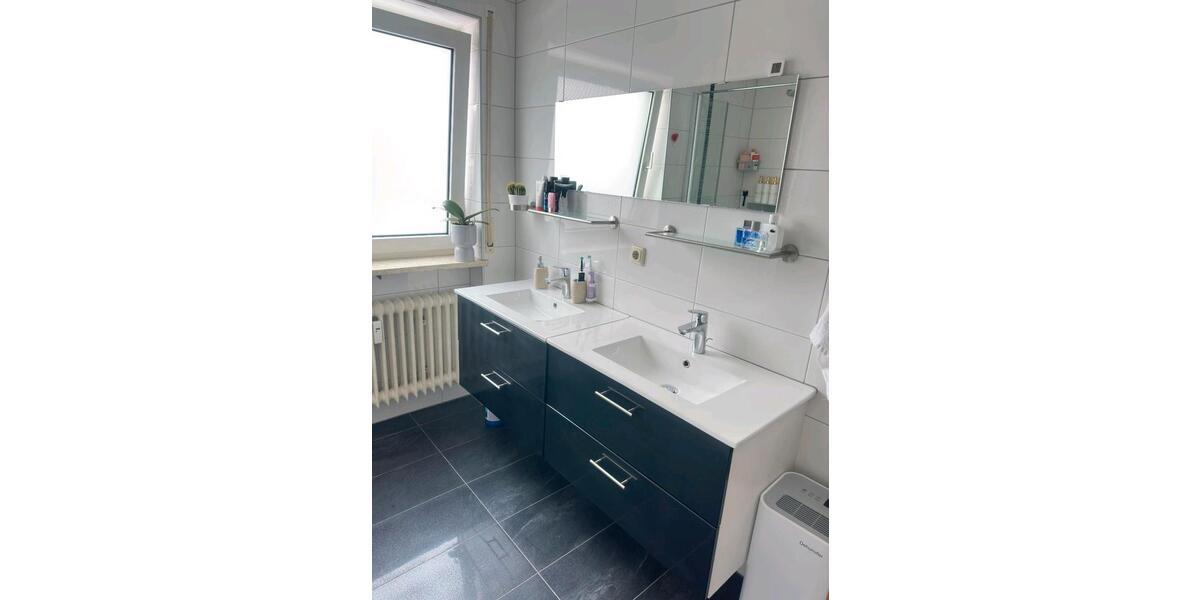 Erdgeschoßwohnung Marktredwitz - 5 Zimmer, 123 m&sup2;, 1.000&euro; | Angebot:25566441