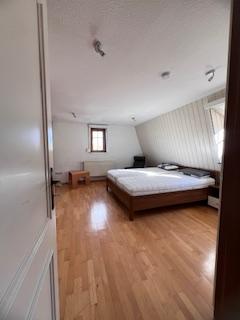 Einfamilienhaus Herrieden - 4 Zimmer, 110 m&sup2;, 800&euro; | Angebot:24893166
