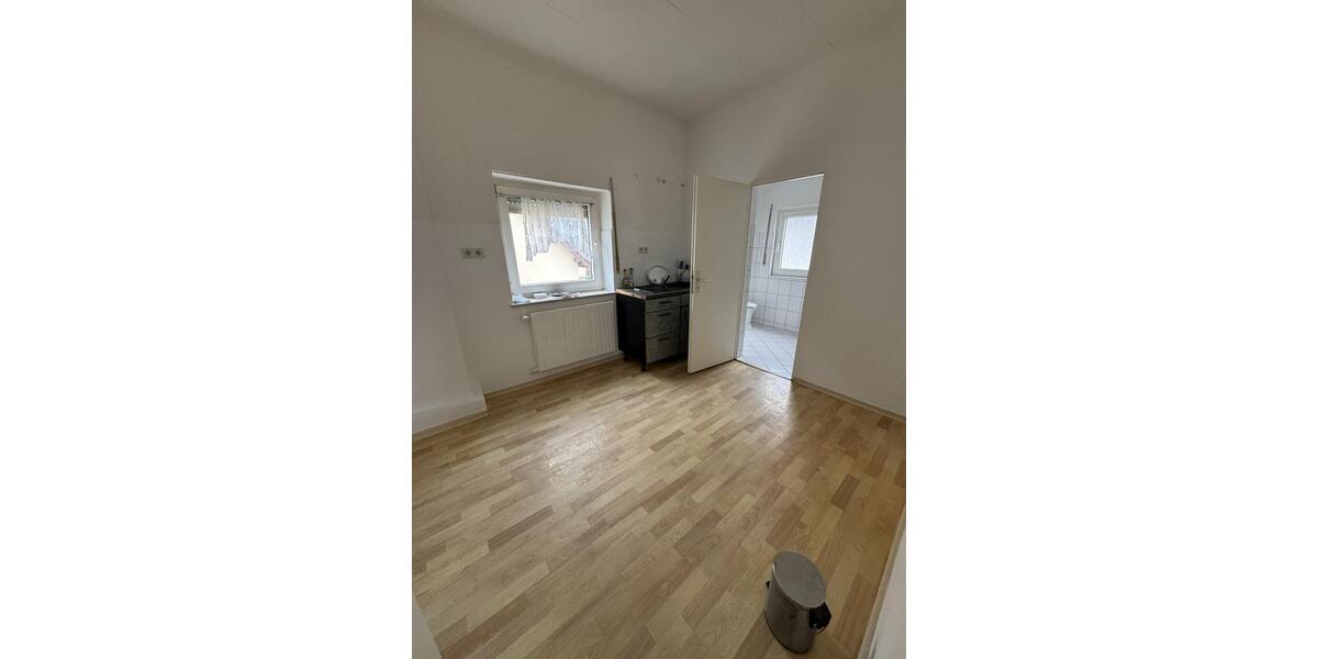 Etagenwohnung Friedberg (Hessen) - 3 Zimmer, 65 m&sup2;, 690&euro; | Angebot:25172634