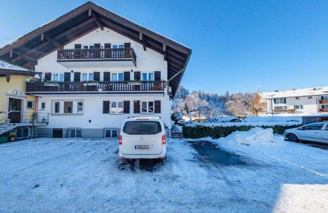 Etagenwohnung Bad Wiessee - 4 Zimmer, 120 m&sup2;, 2.400&euro; | Angebot:25030584