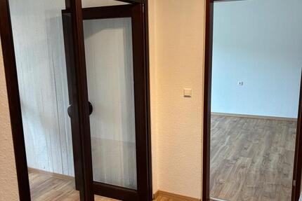 Wohnung Fichtenberg - 3 Zimmer, 80 m&sup2;, 950&euro; | Angebot:26041979