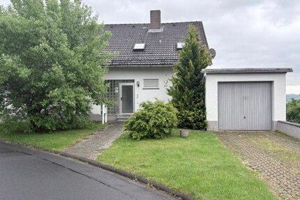Wohnung Neukirchen - 4 Zimmer, 120 m&sup2;, 840&euro; | Angebot:26543940