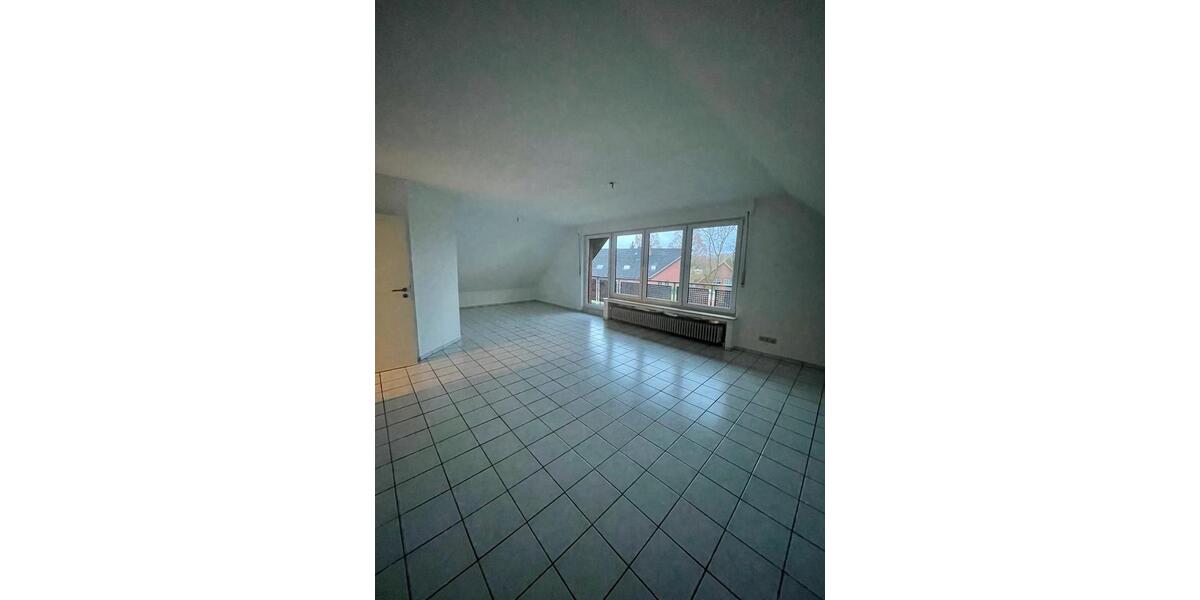 Dachgeschoßwohnung Lingen (Ems) - 3 Zimmer, 86 m&sup2;, 750&euro; | Angebot:24507062