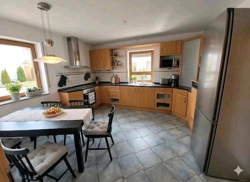 Einfamilienhaus Remlingen - 6 Zimmer, 210 m&sup2;, 1.690&euro; | Angebot:25948194