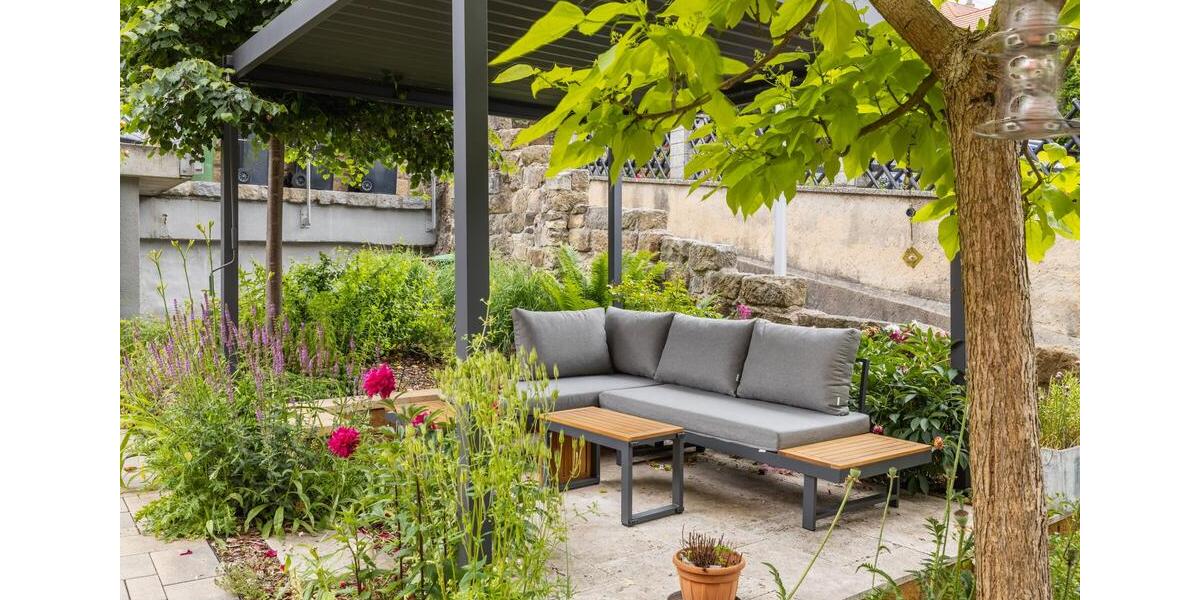 Einfamilienhaus Radebeul - 5 Zimmer, 240 m&sup2;, 2.950&euro; | Angebot:24526213