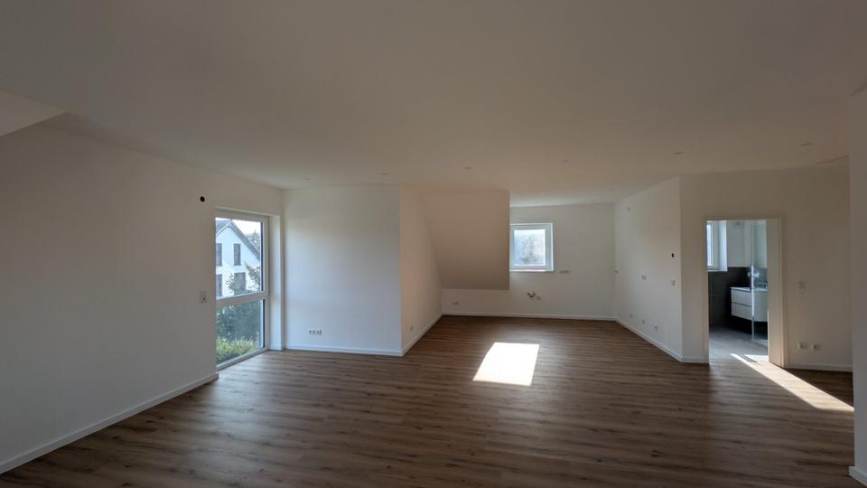 Dachgeschoßwohnung Mainz Laubenheim - 3 Zimmer, 82 m&sup2;, 1.312&euro; | Angebot:25934728