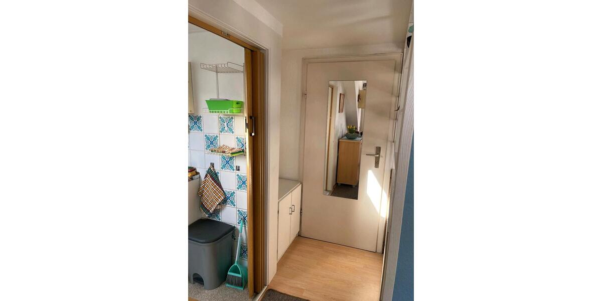 Dachgeschoßwohnung Horn-Bad Meinberg Bad Meinberg - 1 Zimmer, 25 m&sup2;, 430&euro; | Angebot:25397371