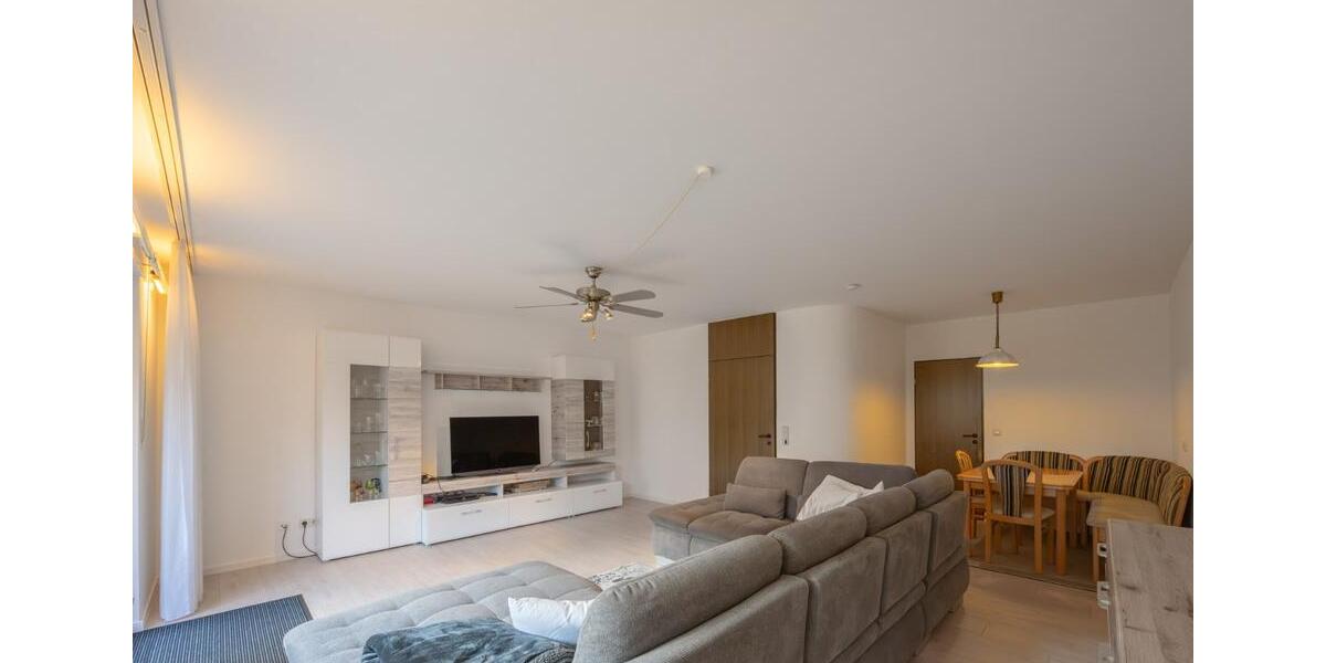 Gepflegtes Reihenhaus mit Garten, Dachstudio, Garage, Haunstetten 5 zimmer