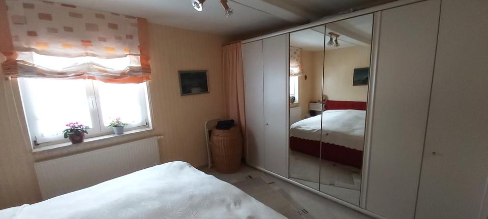 Helle und Ruhige 3-Raum-Wohnung im 2.OG (DG) 3 zimmer