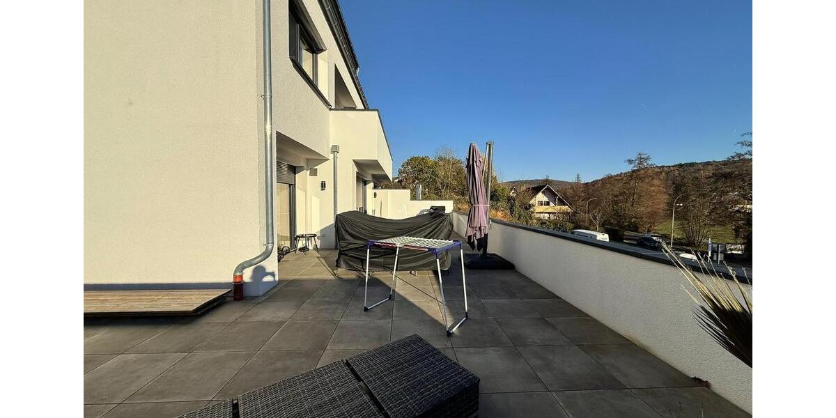 Nachmieter für 3-Zimmer-Wohnung mit riesiger Terrasse 3 zimmer