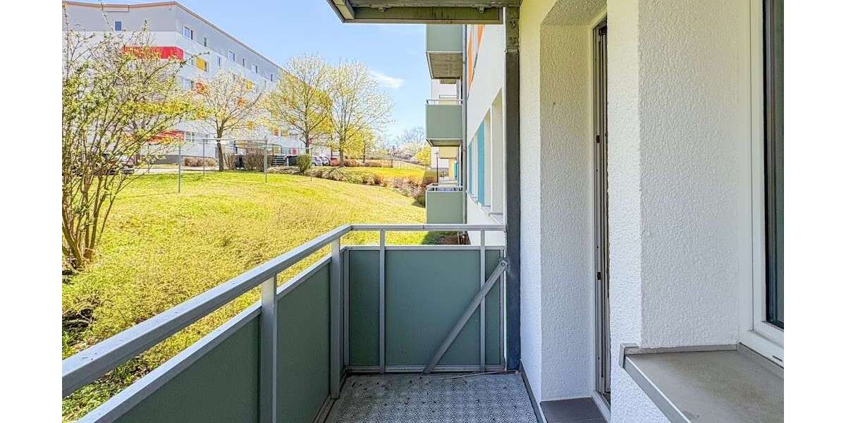 Etagenwohnung Plauen Siedlung Neundorf - 2 Zimmer, 63 m&sup2;, 270&euro; | Angebot:26313611
