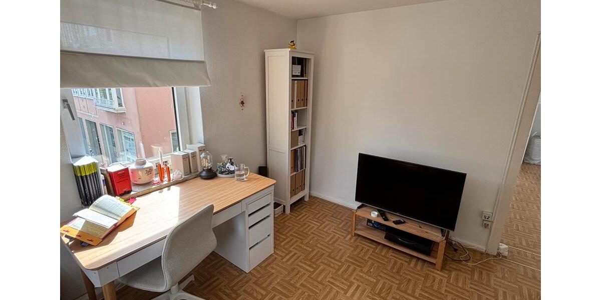 Etagenwohnung Kassel - 2 Zimmer, 45 m&sup2;, 600&euro; | Angebot:26660259