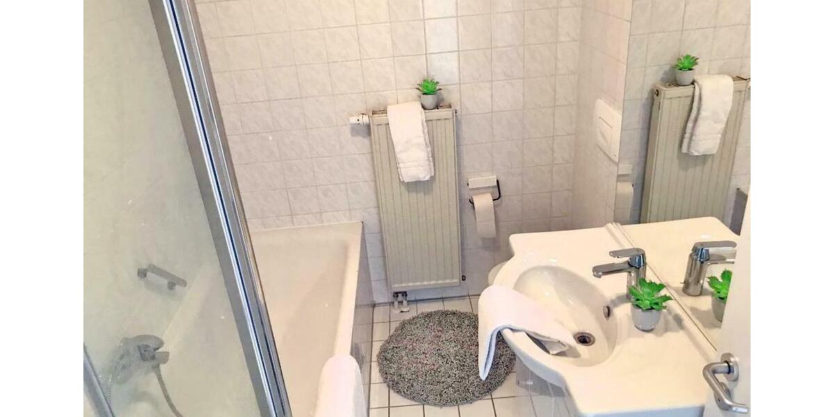 Wohnen auf Zeit Nittendorf - 3 Zimmer, 90 m&sup2;, 80&euro; | Angebot:10693688
