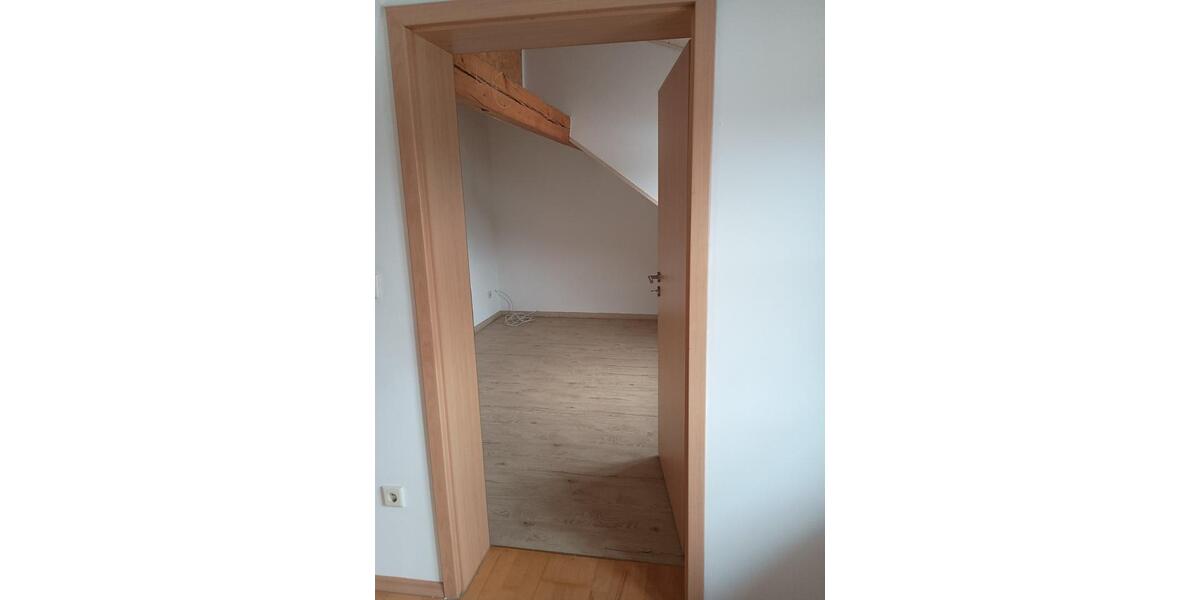 Maisonettenwohnung Freudenberg - 5 Zimmer, 120 m&sup2;, 700&euro; | Angebot:25018061