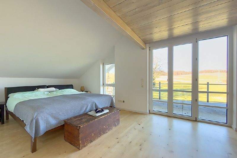 Einfamilienhaus Pöcking Aschering - 7 Zimmer, 222 m&sup2;, 3.200&euro; | Angebot:24834200