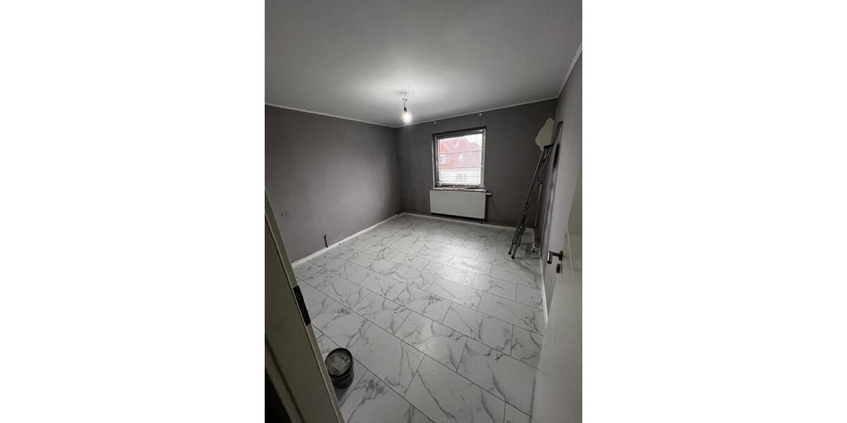 Dachgeschoßwohnung Celle - 3 Zimmer, 70 m&sup2;, 800&euro; | Angebot:24153565