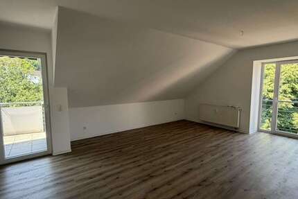 Wohnung Netphen Dreis-Tiefenbach - 3 Zimmer, 73 m&sup2;, 750&euro; | Angebot:26950139
