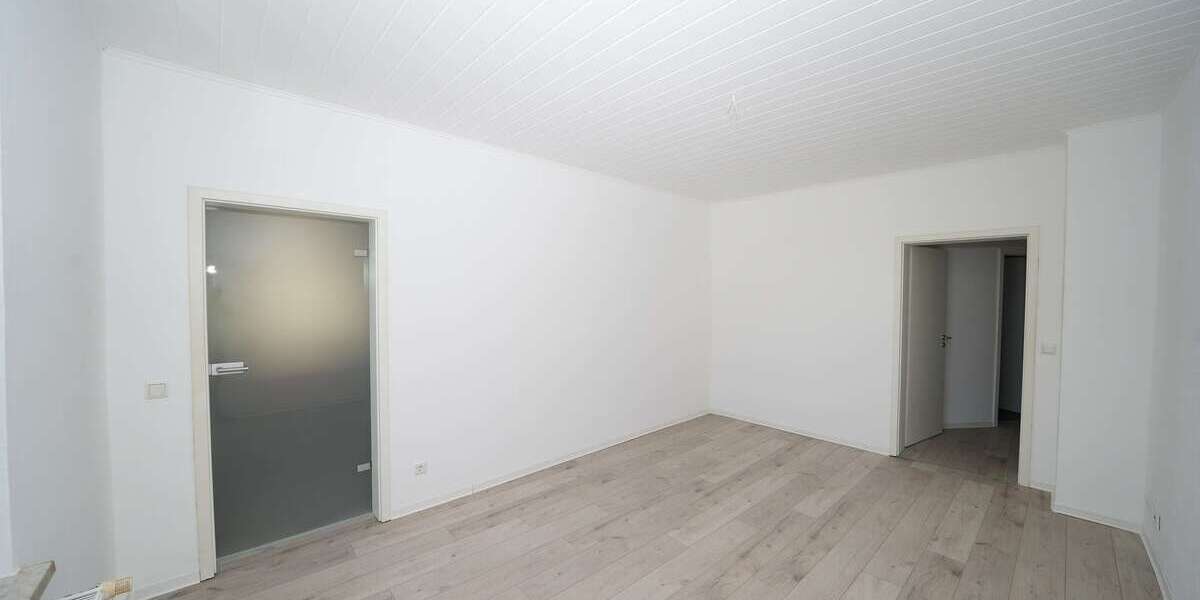 Etagenwohnung Lichtenstein Lichtenstein/Sachsen - 3 Zimmer, 81 m&sup2;, 511&euro; | Angebot:25459416