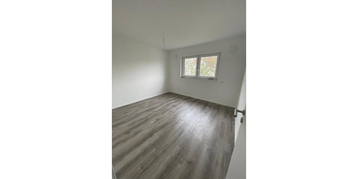 Schöne ruhige 3 ZKB im Neubau 3 zimmer