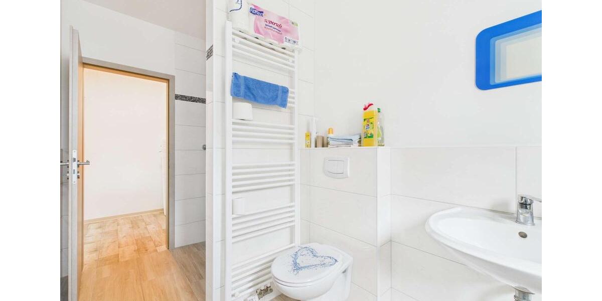 Etagenwohnung Lasbek - 6 Zimmer, 160 m&sup2;, 2.400&euro; | Angebot:25963322