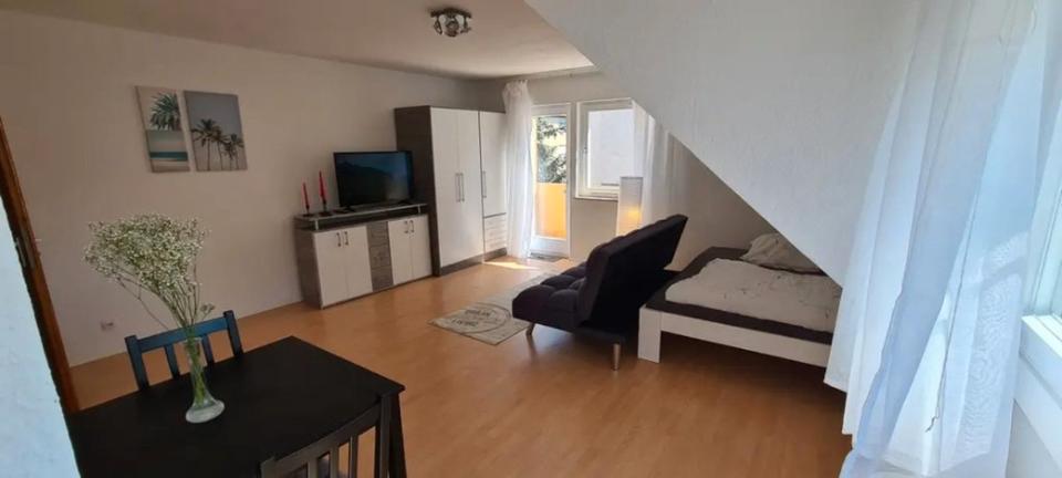 Etagenwohnung Stuttgart Bad Cannstatt - 1 Zimmer, 32 m&sup2;, 680&euro; | Angebot:26689046