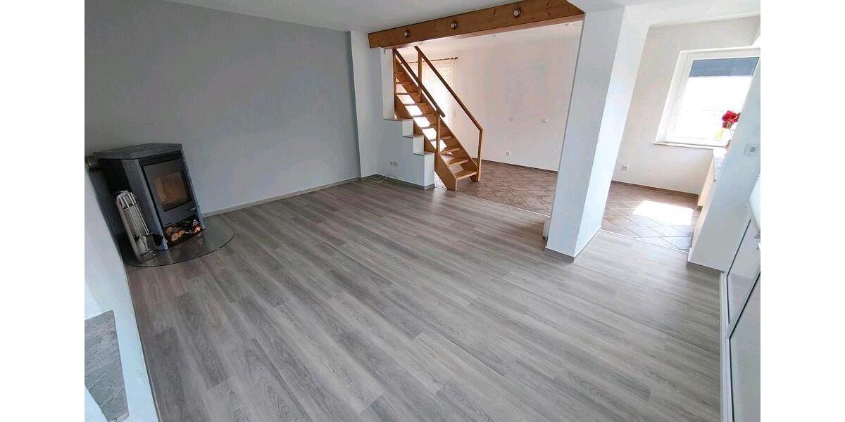 Terrassenwohnung Kaarst - 2 Zimmer, 89 m&sup2;, 900&euro; | Angebot:26518347