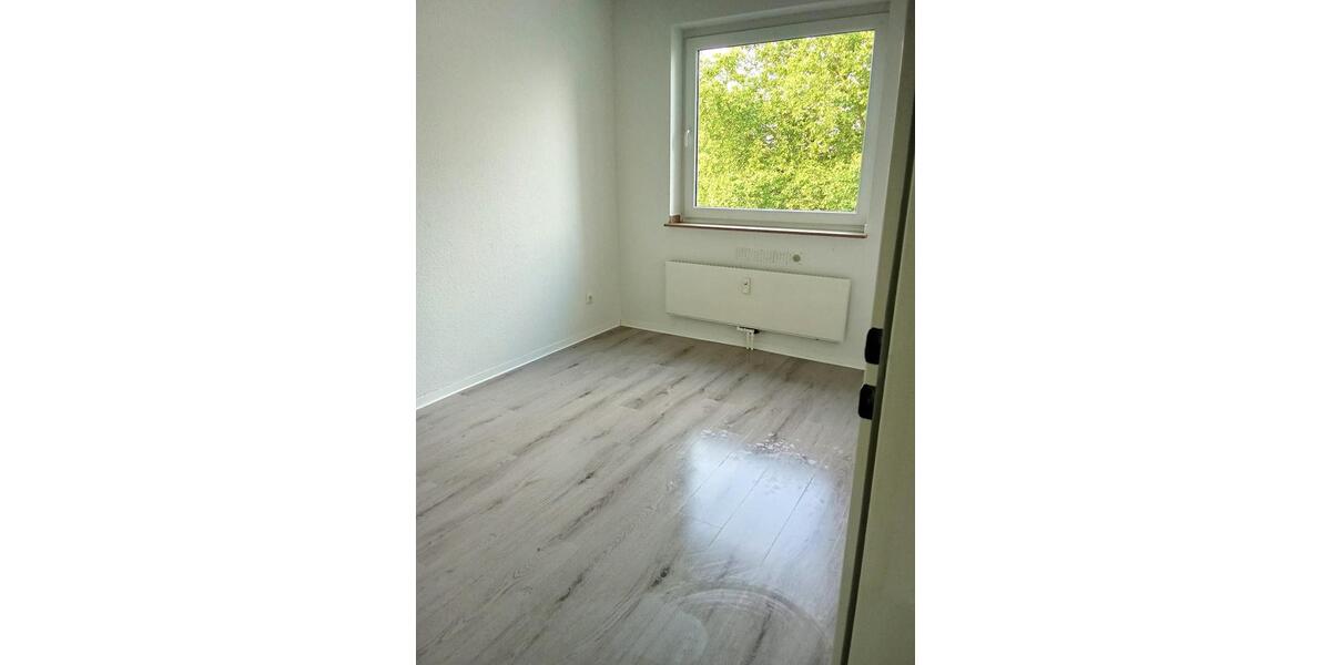 Etagenwohnung Duisburg Hamborn - 3 Zimmer, 86 m&sup2;, 419&euro; | Angebot:26181317