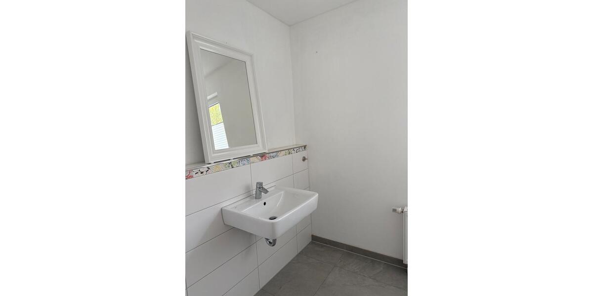 Erdgeschoßwohnung Mönchengladbach - 2 Zimmer, 68 m&sup2;, 720&euro; | Angebot:26492230