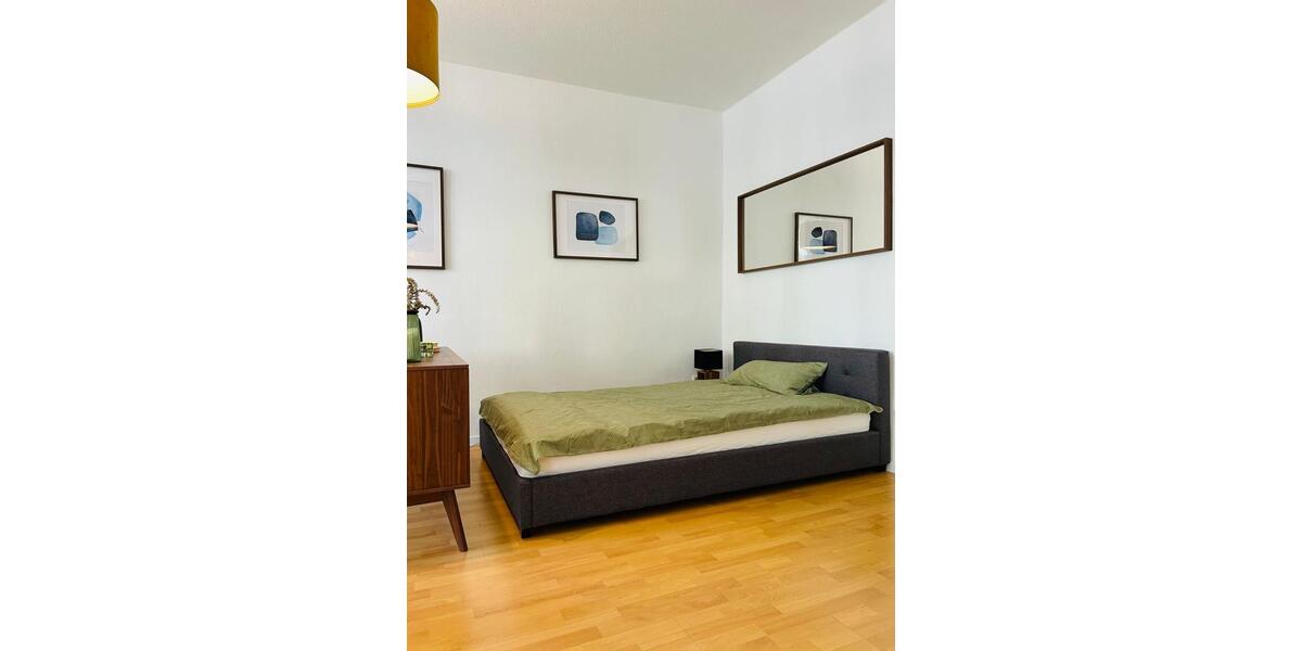 Wohnen auf Zeit Düsseldorf Oberbilk - 1 Zimmer, 42 m&sup2;, 1.250&euro; | Angebot:24477381