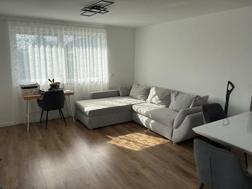 Moderne 3-Zimmer-Wohnung mit Balkon & Stellplatz – Ruhige Lage