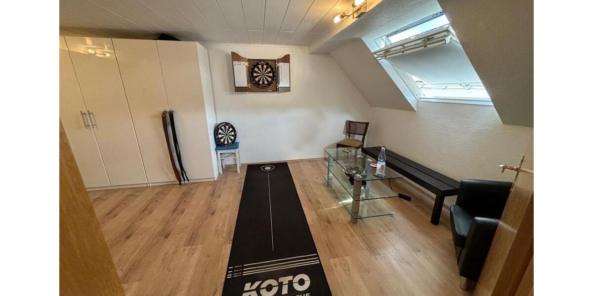 Etagenwohnung Solingen Wald - 3 Zimmer, 80 m&sup2;, 1.150&euro; | Angebot:24671268