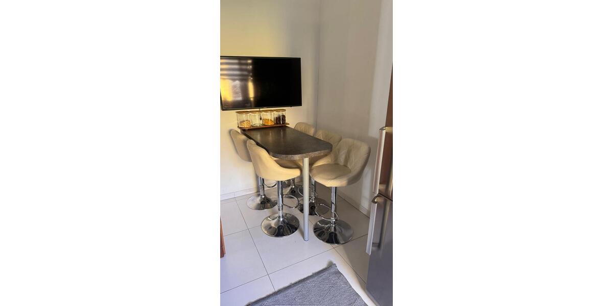 Einfamilienhaus Berlin Neukölln - 6 Zimmer, 250 m&sup2;, 3.500&euro; | Angebot:26443798