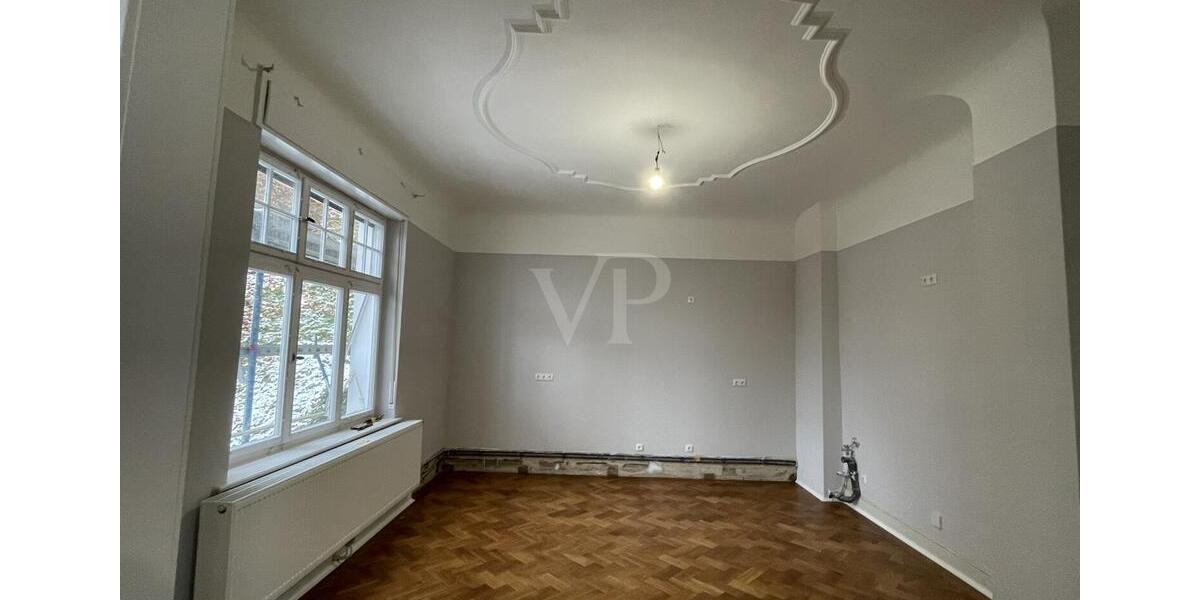 Maisonettenwohnung Marburg - 5 Zimmer, 200 m&sup2;, 3.100&euro; | Angebot:24867686