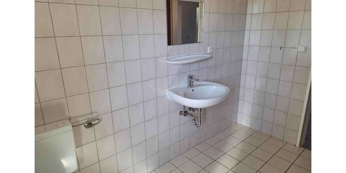 Dachgeschoßwohnung Bösel - 4 Zimmer, 89 m&sup2;, 650&euro; | Angebot:26292005