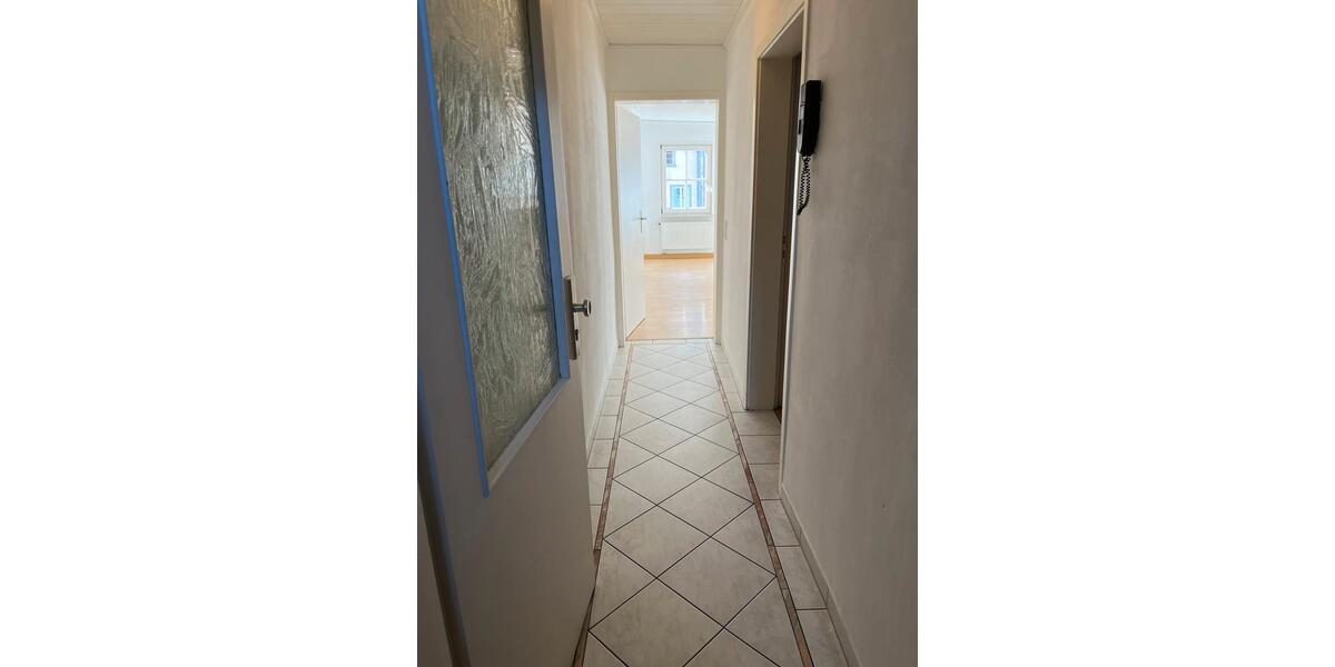 Etagenwohnung Rottweil - 3 Zimmer, 67 m&sup2;, 550&euro; | Angebot:25272112