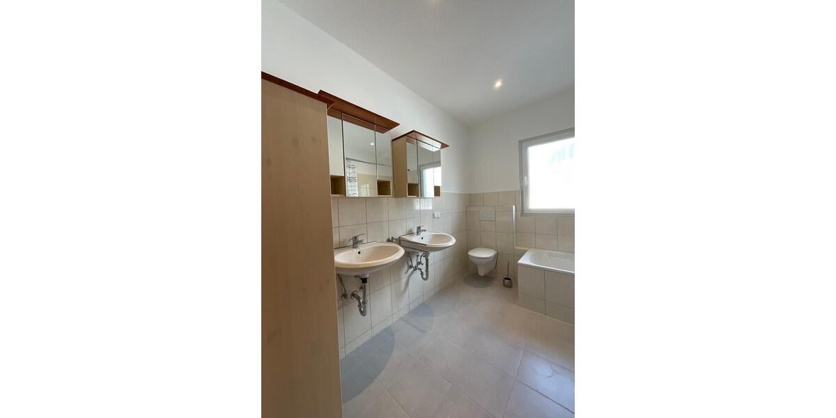 Wohnen auf Zeit Friedberg (Hessen) - 1 Zimmer, 21 m&sup2;, 599&euro; | Angebot:19114629