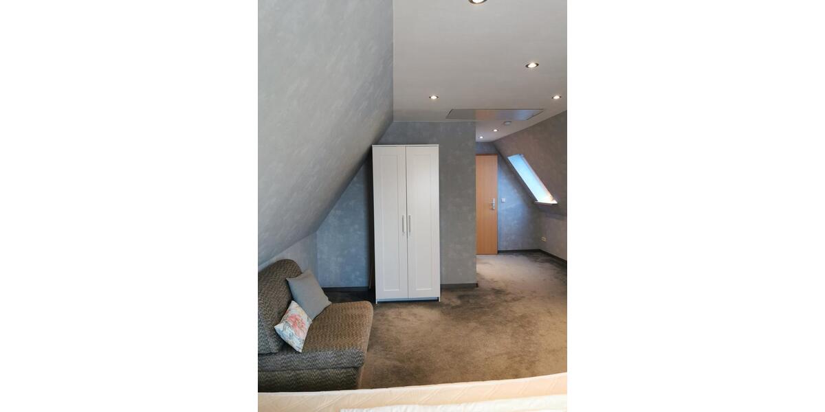 Wohnen auf Zeit Pinneberg - 1 Zimmer, 16 m&sup2;, 600&euro; | Angebot:26645806