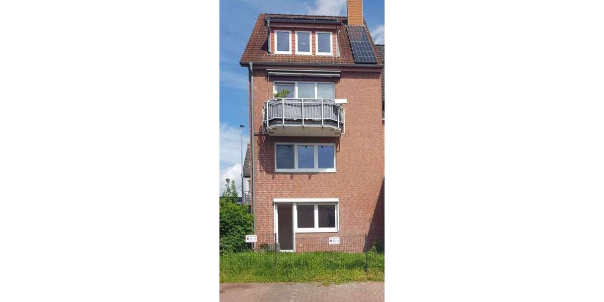 Etagenwohnung Lauenburg/Elbe Elbe - 2 Zimmer, 95 m&sup2;, 900&euro; | Angebot:26816770