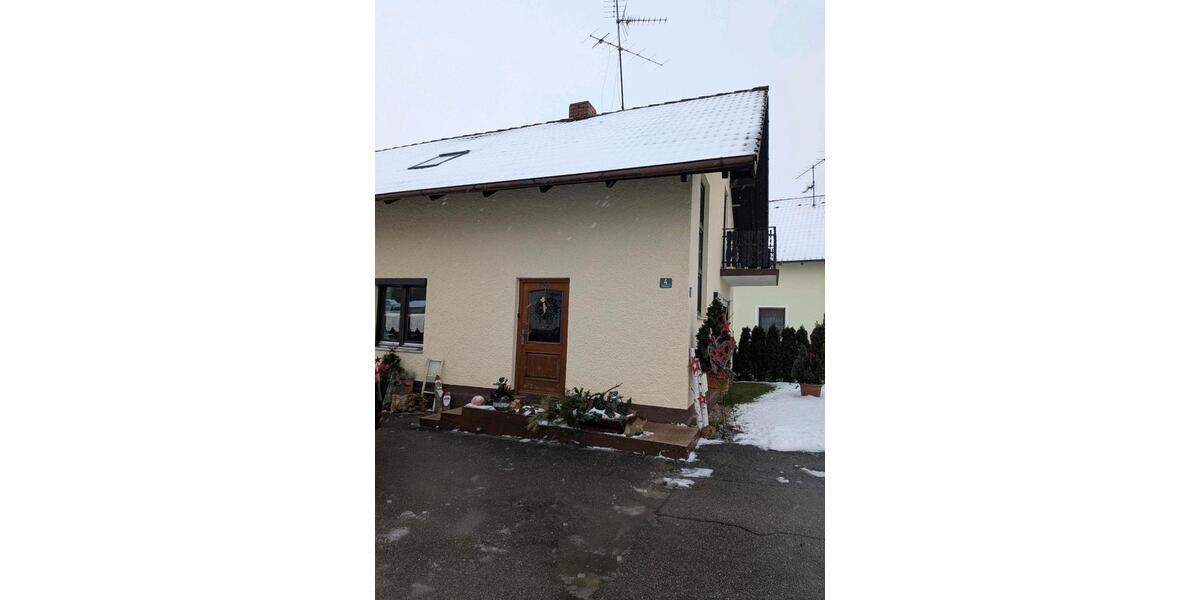 Einfamilienhaus Bayerbach - 3 Zimmer, 71 m&sup2;, 900&euro; | Angebot:25895290