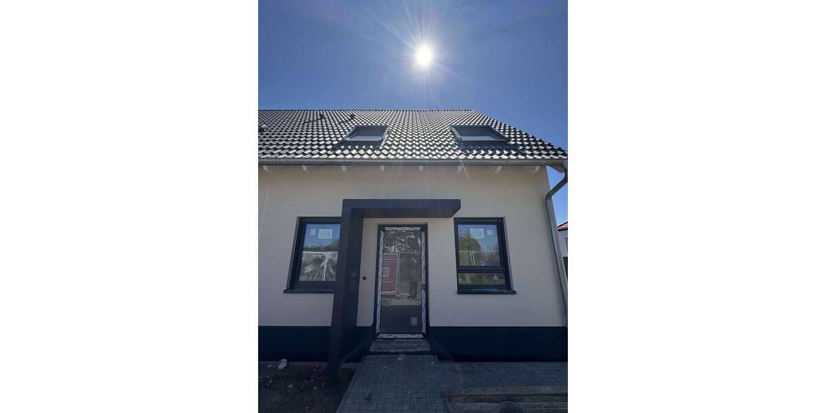 Etagenwohnung Bad Dürrenberg - 4 Zimmer, 99 m&sup2;, 1.390&euro; | Angebot:24710092