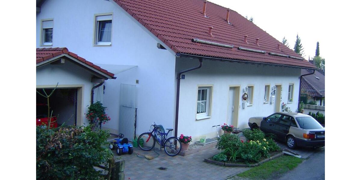 Doppelhaushälfte Trostberg - 7 Zimmer, 160 m&sup2;, 1.250&euro; | Angebot:24728919