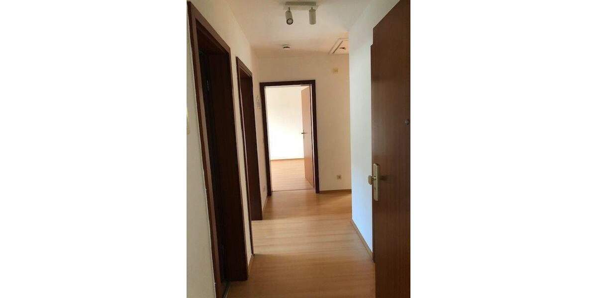 Etagenwohnung Coburg - 3 Zimmer, 73 m&sup2;, 735&euro; | Angebot:25999108