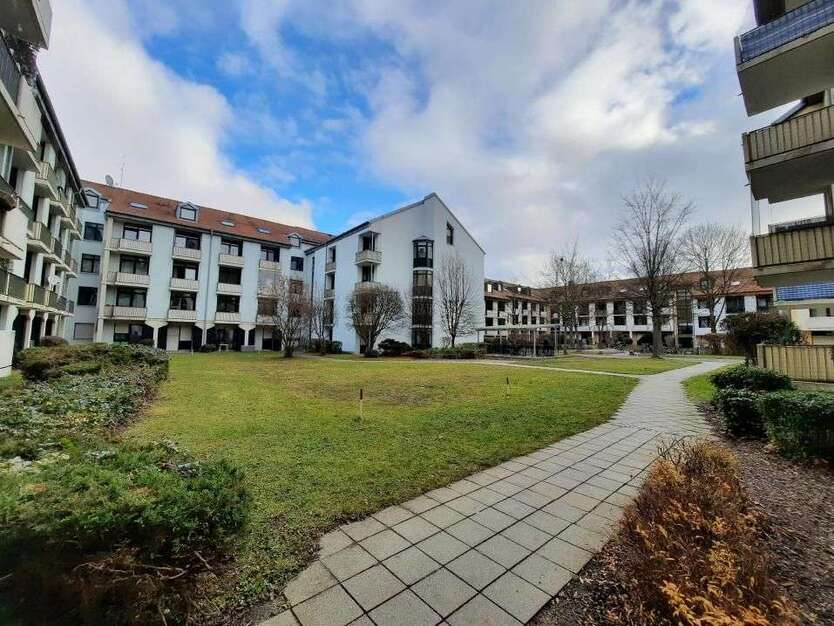 Wohnung zum Mieten in Regensburg 400 € 22 m² 1 zimmer